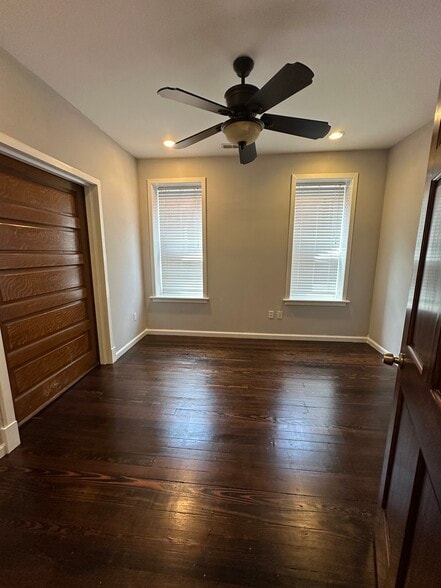 Bedroom - 3169 Portis Ave
