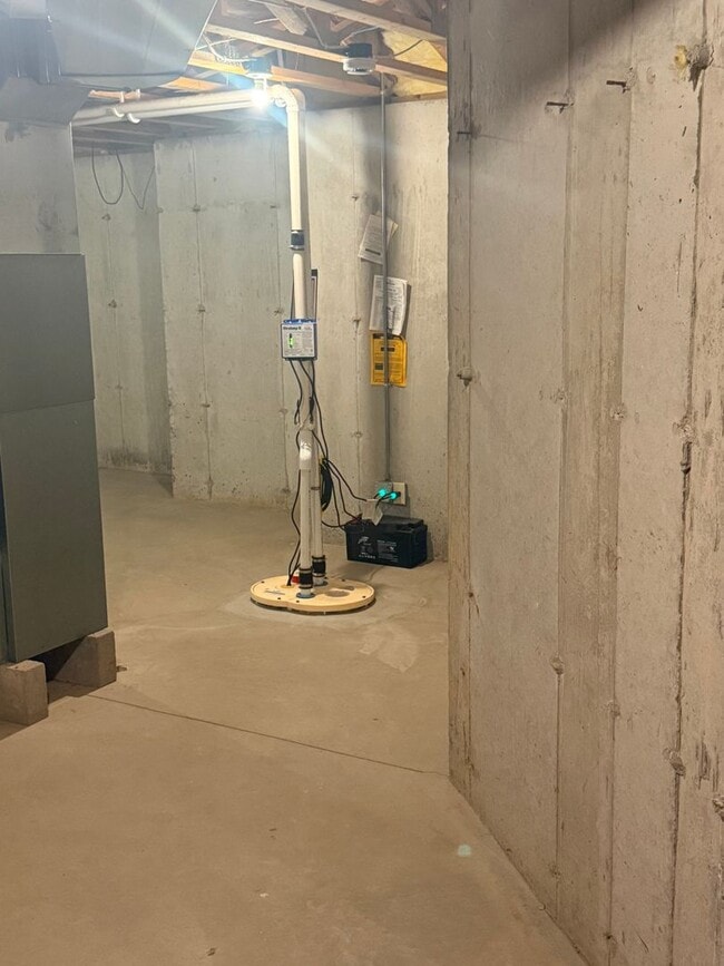 Building Photo - Remodeled 3BR 3BA Duplex in Black Earth – $2,950 Month-to-Month