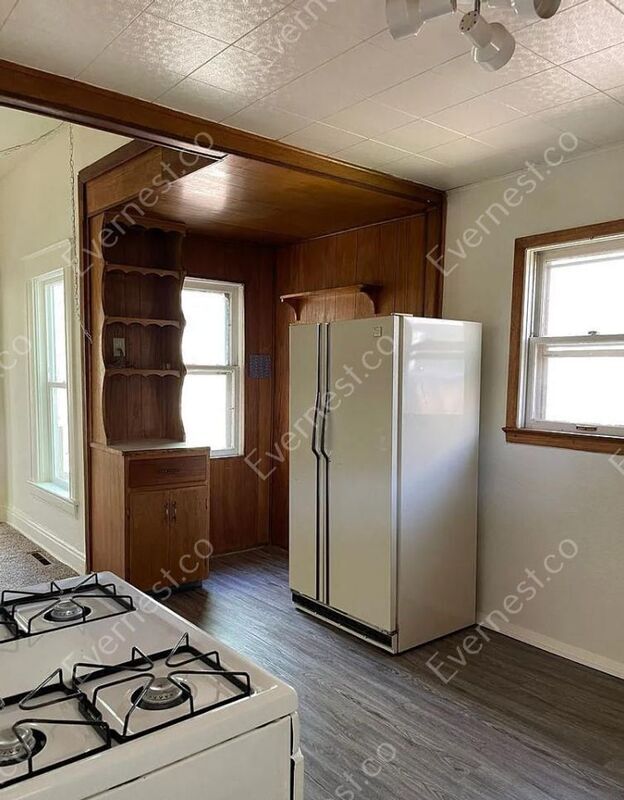 Building Photo - 1426 W Cucharras St