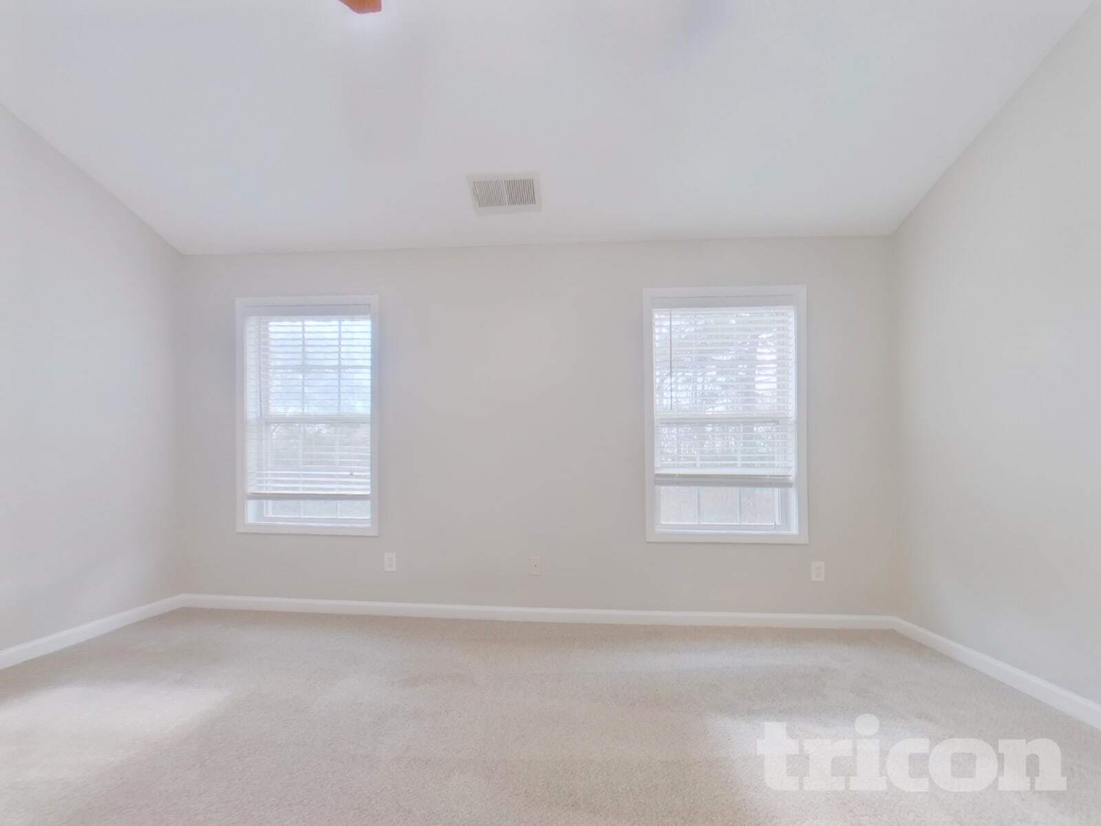 Building Photo - 341 Rosemont Ct