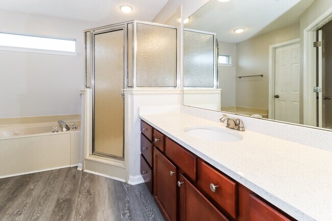 Building Photo - 9996 Houston Birch Dr