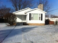 Building Photo - 2 Bedroom Country Charm in Elkhart