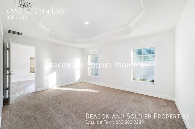 Building Photo - 4552 SE 25th Loop