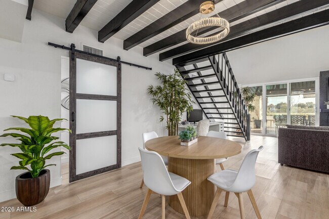 Building Photo - 2529 N Miller Rd