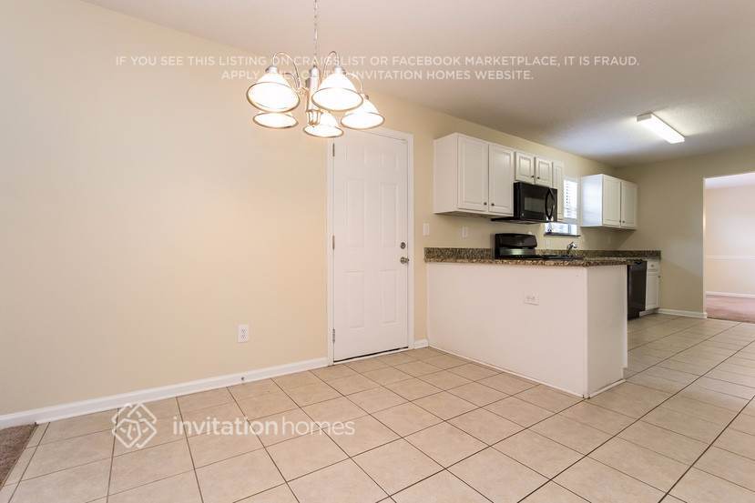 Building Photo - 733 Trigg Lake Ct