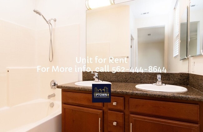 Building Photo - Townhome - 2 Bedrooms-2.5 Baths - Brea