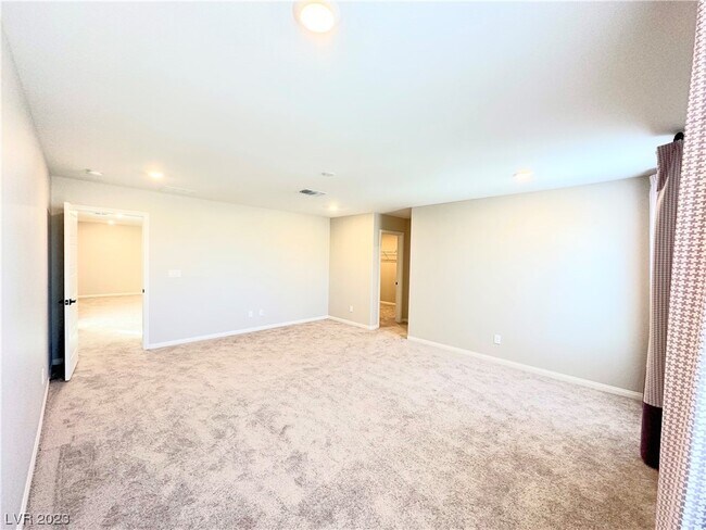 Building Photo - 5722 Prima St