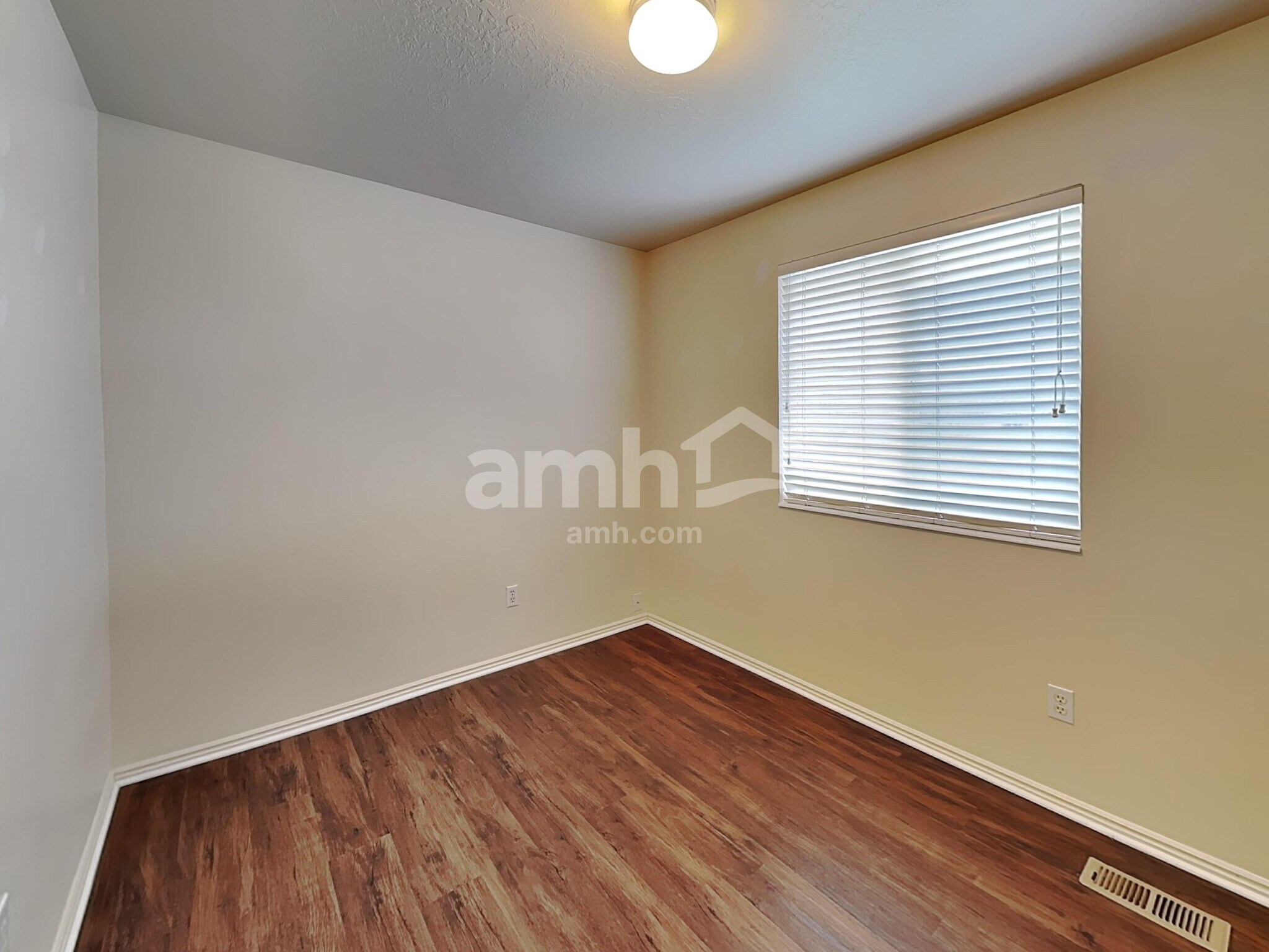 Building Photo - 1738 N 2275 W
