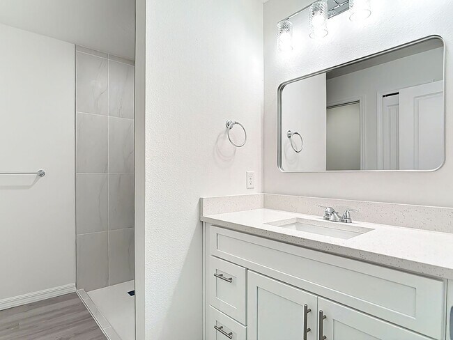 Building Photo - Brand New Home in North Port *3 Bedrooms &...