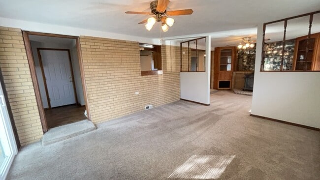 Building Photo - Fantastic Home in North Loveland