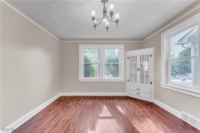 Building Photo - 5181 Clement Ave