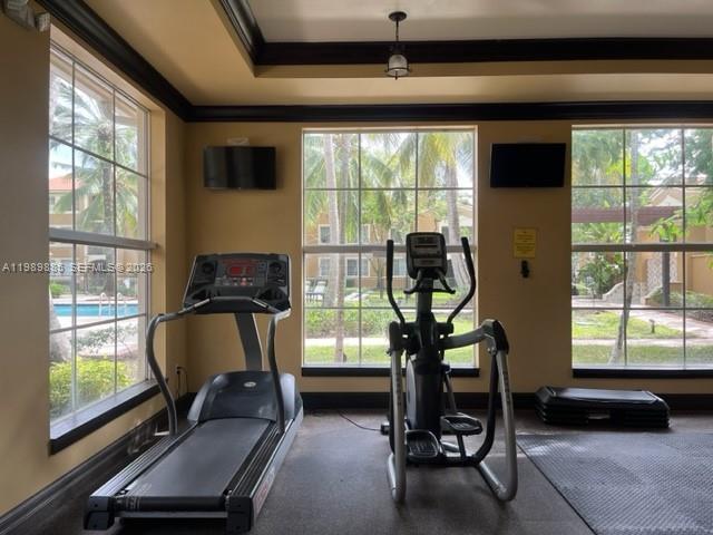 Building Photo - 8000 N Nob Hill Rd