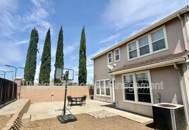 Building Photo - 6011 Daffodil Dr