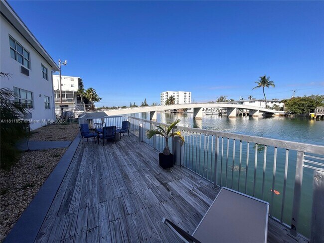 Building Photo - 8080 Tatum Waterway Dr