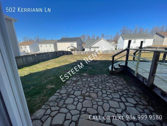 Building Photo - 502 Kerriann Ln