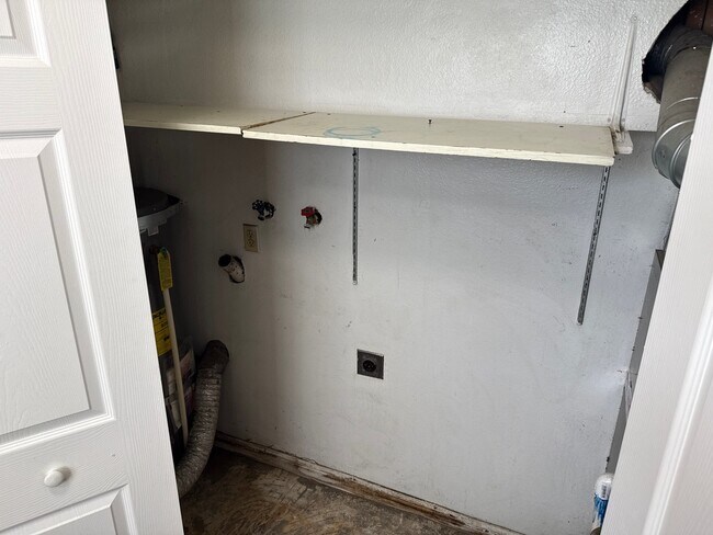 Building Photo - 4435 S 4000 W
