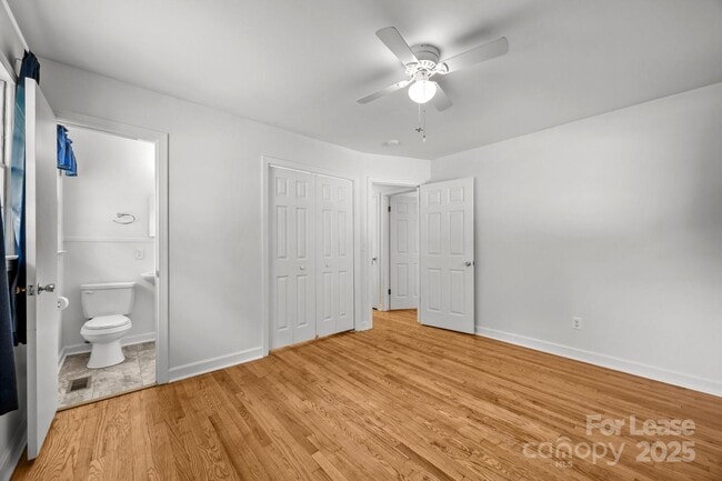 Building Photo - 136 Kent Dr