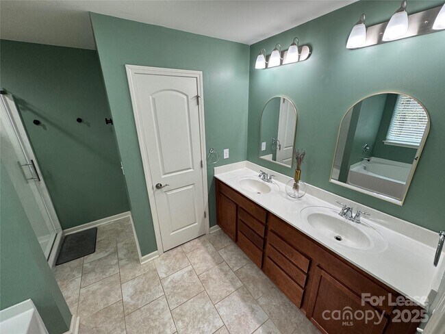 Building Photo - 8419 Aspen Ct