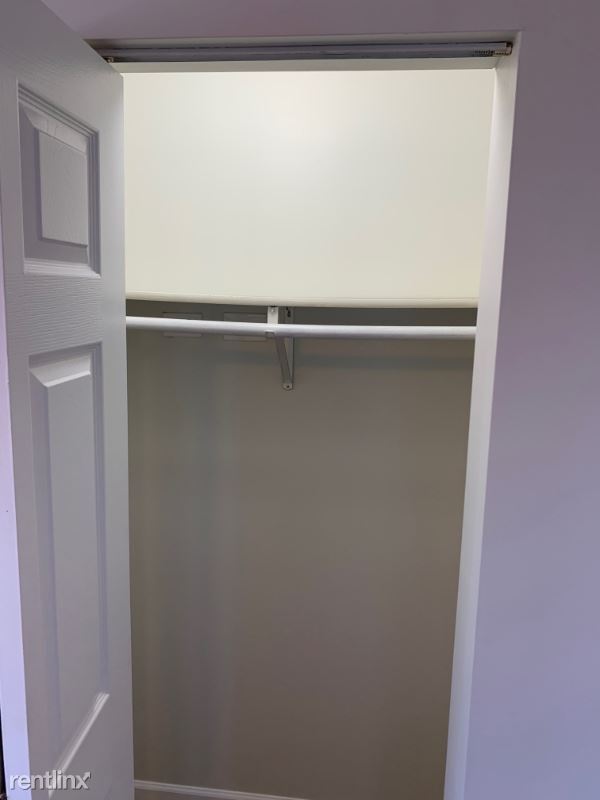 Building Photo - 2 br, 2 bath Apartment - 6414 N RIDGE BLVD