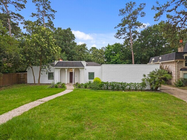 Building Photo - 10519 Fawnview Dr