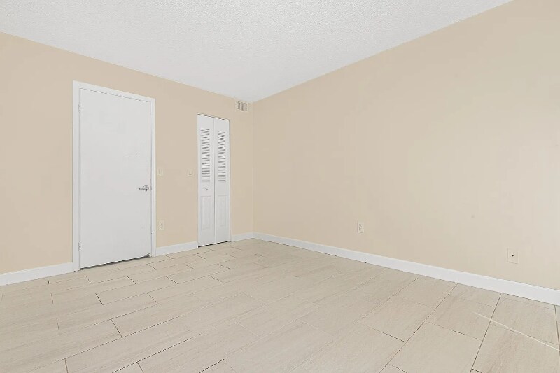 Building Photo - 7765 SW 86th St