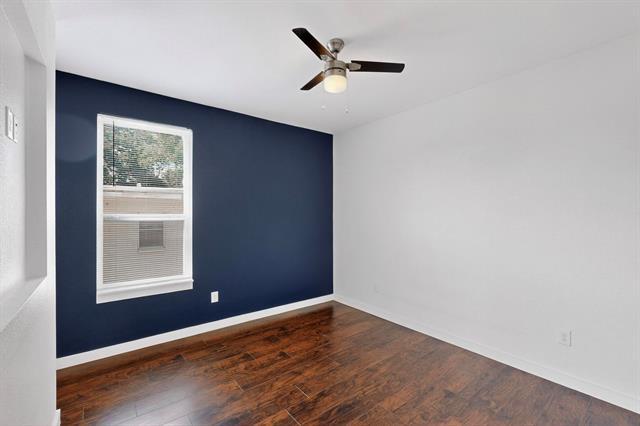 Building Photo - 800 S Welch St