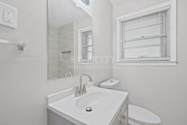 Building Photo - RENOVATED GEM IN PREMIUM IN 38118- SECTION 8 WELCOMED!!!!!!