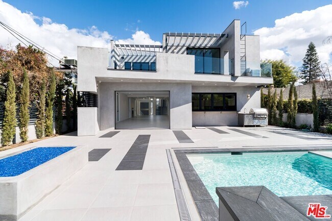 Building Photo - 159 S Bowling Green Way