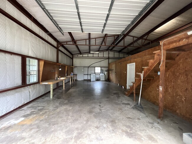 Building Photo - 403 Vz County Rd 3613