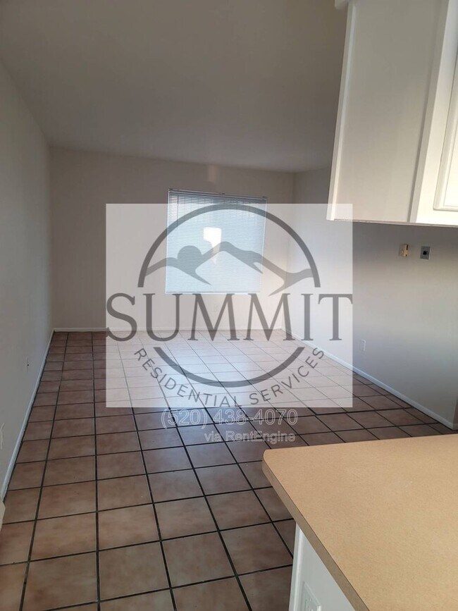 Building Photo - 926 N Belvedere Ave