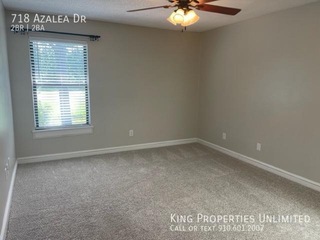 Building Photo - 718 Azalea Drive Unit 454