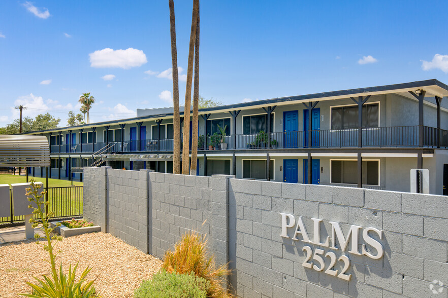 Welcome to the Palms - The Palms