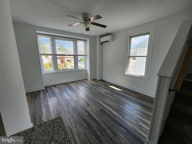 Building Photo - 1908 Darby Rd