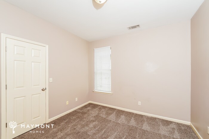 Building Photo - 1104 Washington Dr