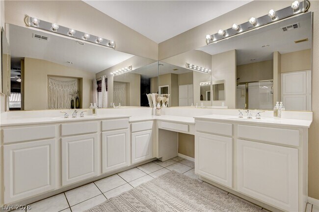 Building Photo - 268 Copper Glow Ct