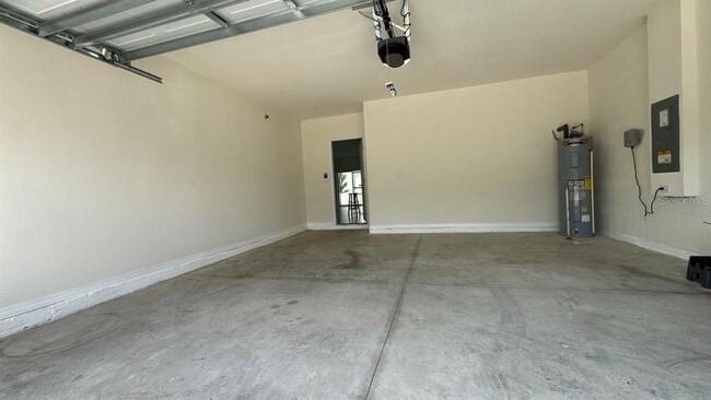 Building Photo - 1280 Cascades Ave