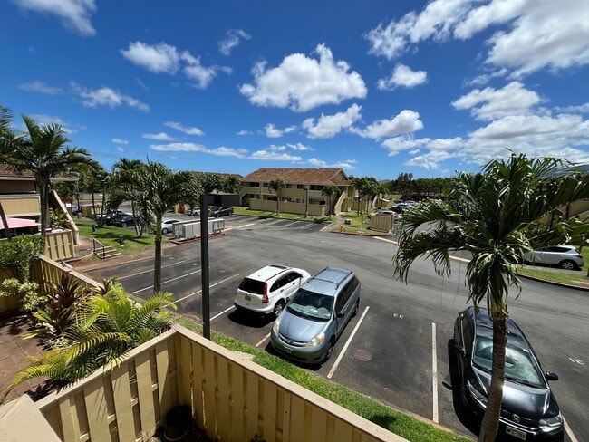 Building Photo - Ihona (Waipahu/Waipio) - Upstairs 1 Bedroo...