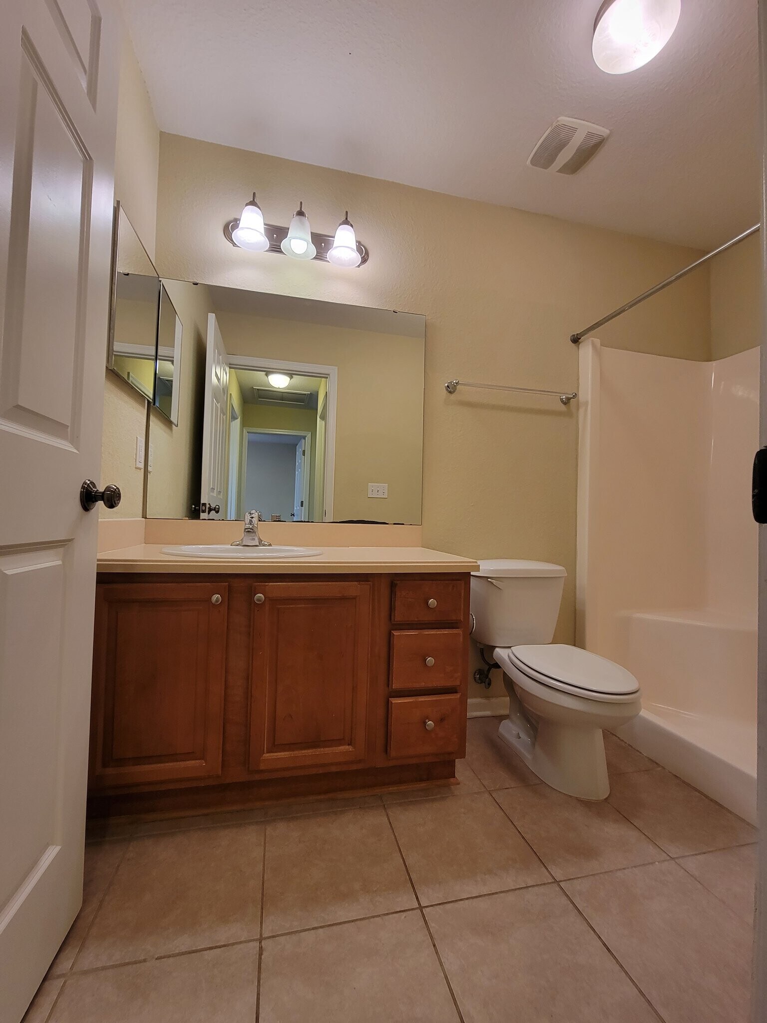 Building Photo - 2372 Quazar Cir