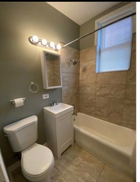 Building Photo - 7700 S Cornell Ave