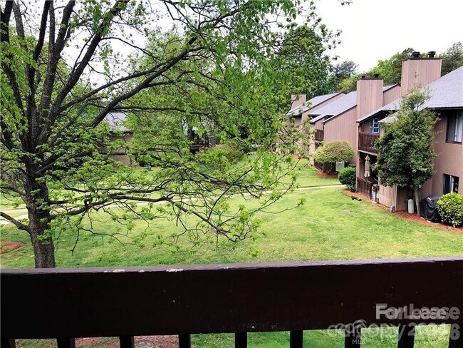 Building Photo - 722 Mallard Head Pl