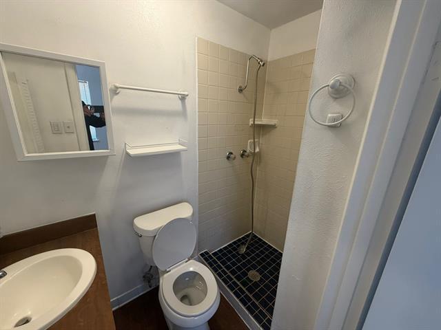 Building Photo - 1706 Shepherd Ln