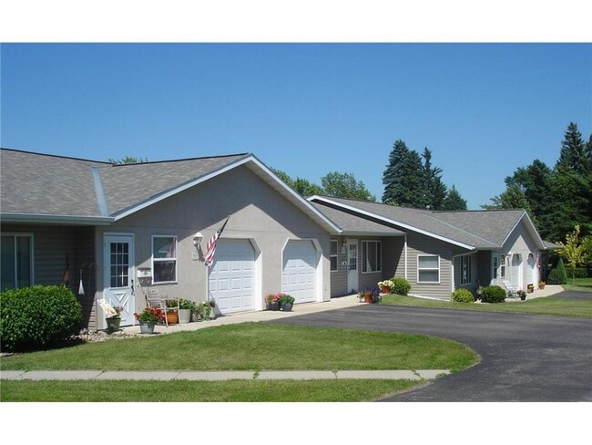 Building Photo - 1709 Sheridan Ave