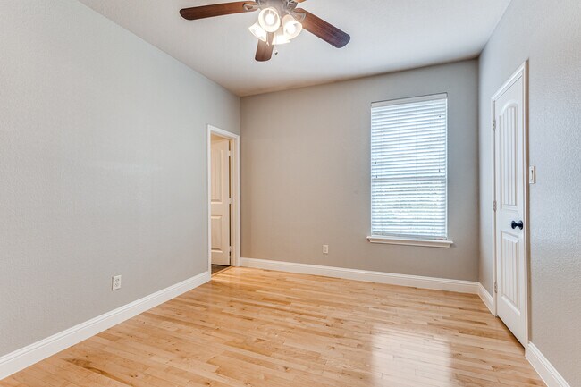 Building Photo - 2700 Merida Ave