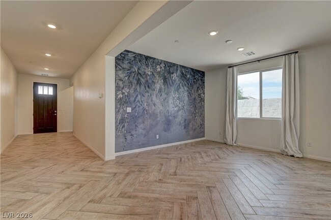 Building Photo - 6390 Montrose Park Ct