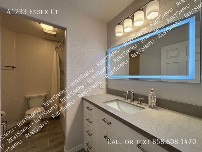Building Photo - 41233 Essex Ct