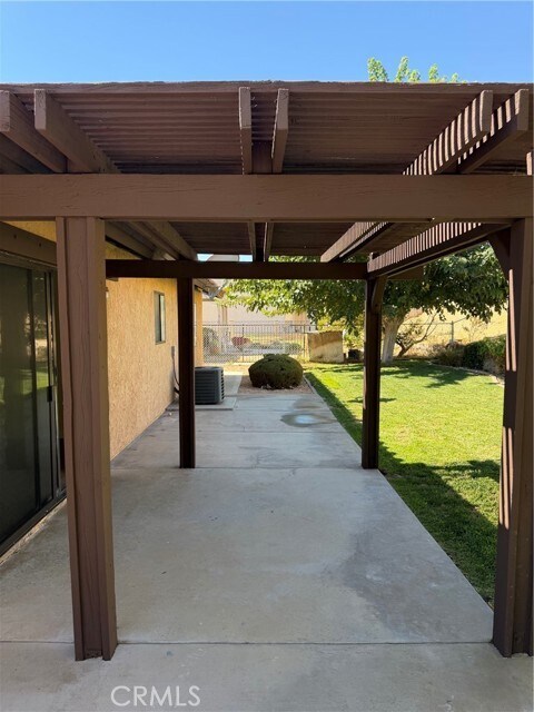 Building Photo - 27290 Outrigger Ln