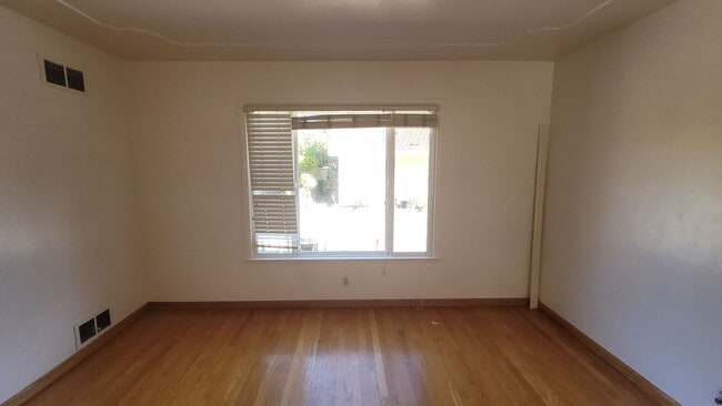 Building Photo - Welcome Home