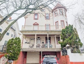 Building Photo - 53 Bancroft St