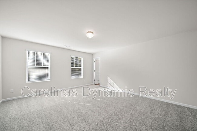 Building Photo - 3200 Polk and White Rd