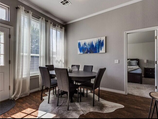 Building Photo - 10704 NW 32nd St